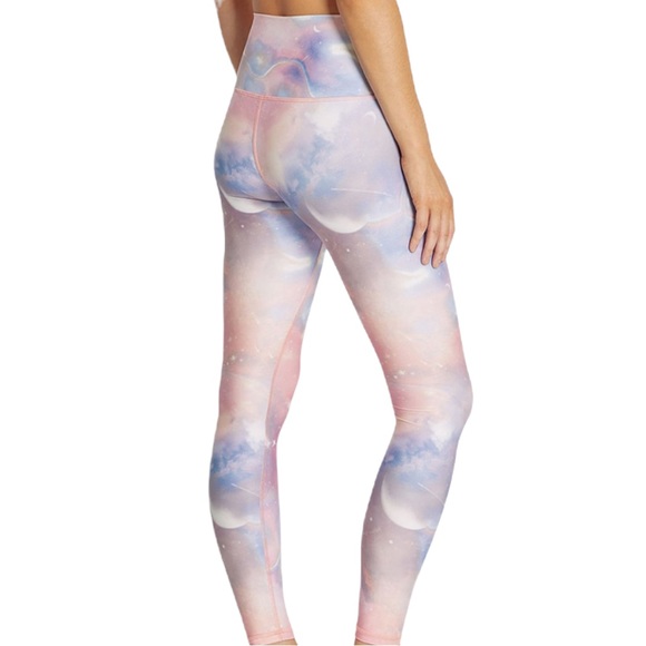 Wildfox Leggings High Waist 5/8 Ankle Length Compression Crop Cosmic Cloud - Picture 9 of 9